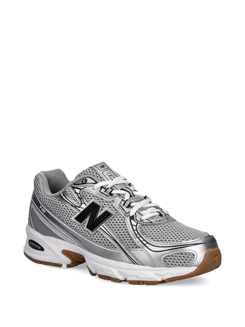 NEW BALANCE 740
